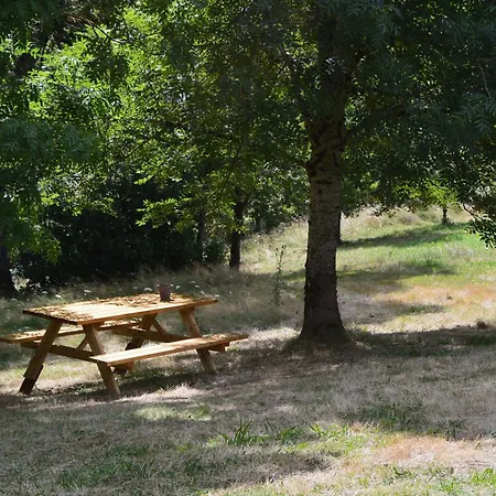 Landhaus Domaine Des Terres Du Milieu / De Cul De Sac Chateldon